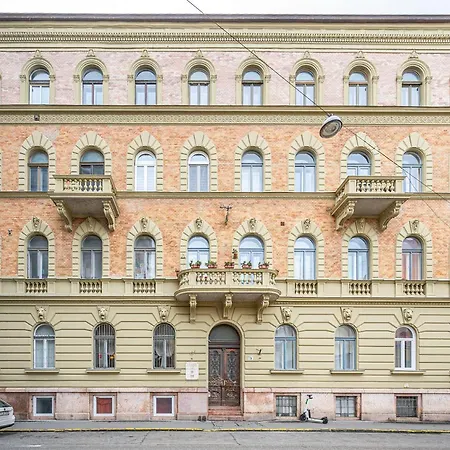 Corvin By Nw Apartament *