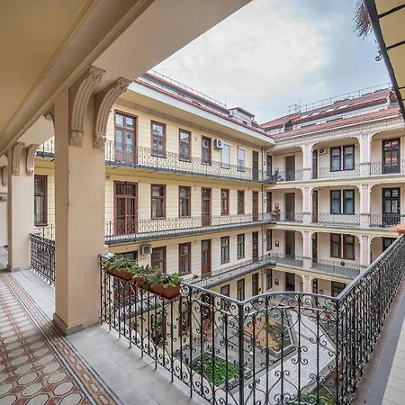 Apartament Corvin By Nw